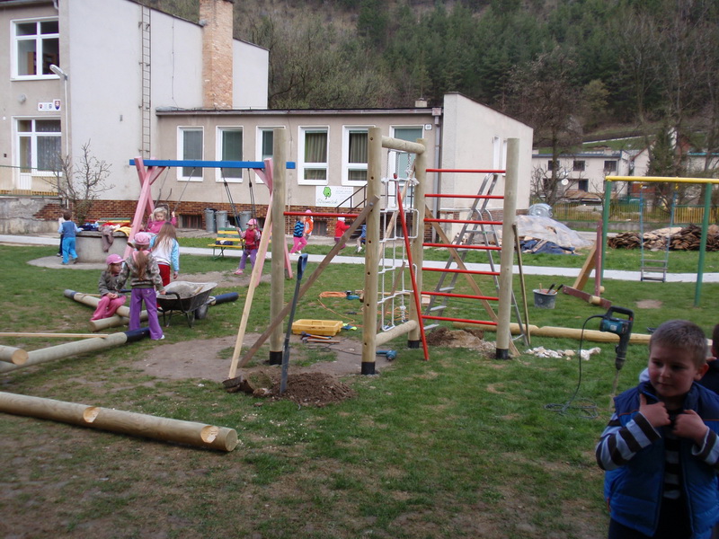 detske ihrisko MŠ Košecké Podhradie, 2010