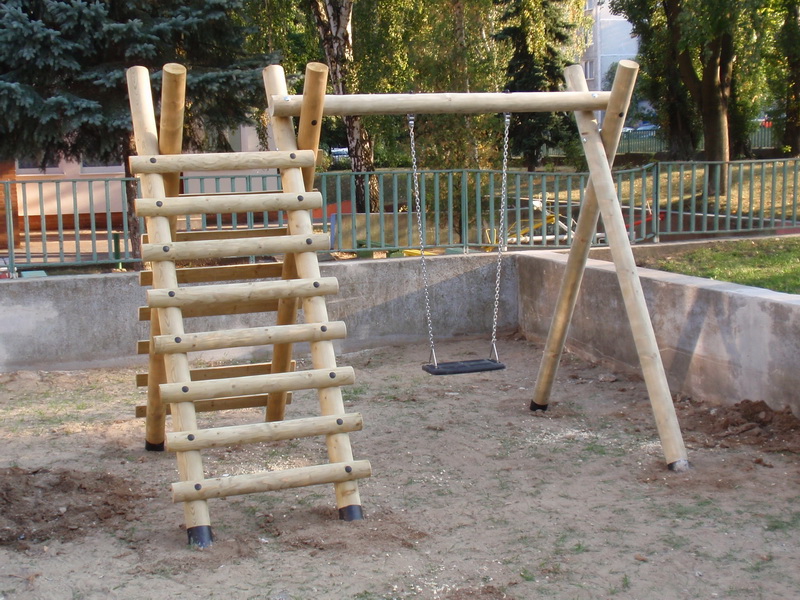 detske ihrisko Mesto Bratislava, Karlova Ves, 2009