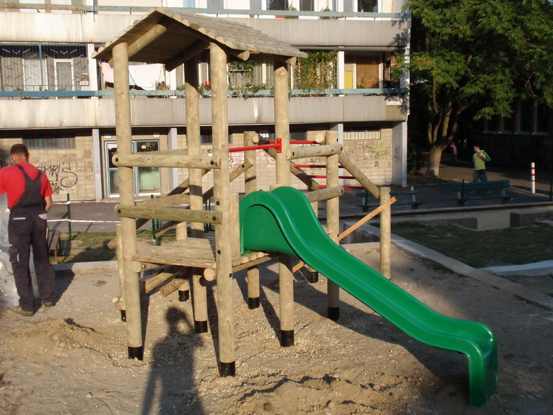 detske ihrisko Mesto Bratislava, Karlova Ves, 2009