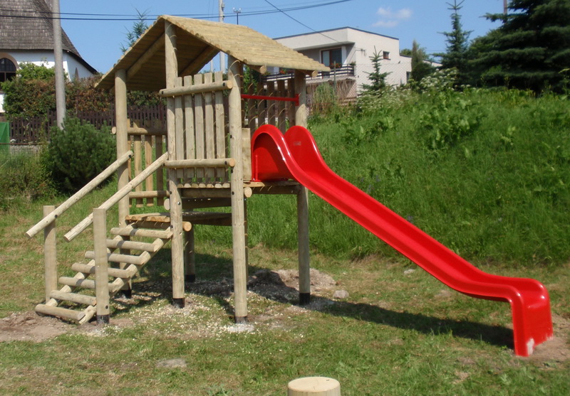 detske ihrisko ZŠ Banská Belá, 2009