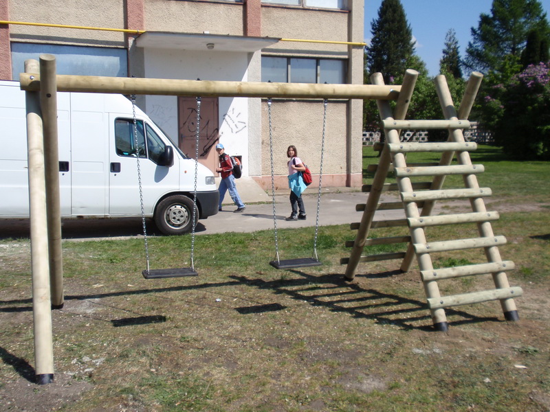 detske ihrisko Mesto Považská Bystrica, 2009