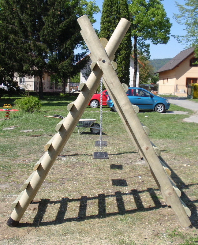 detske ihrisko Mesto Považská Bystrica, 2009