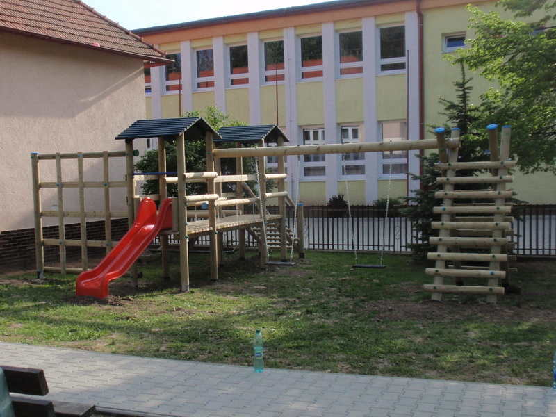 detske ihrisko Obec Litava I, 2011