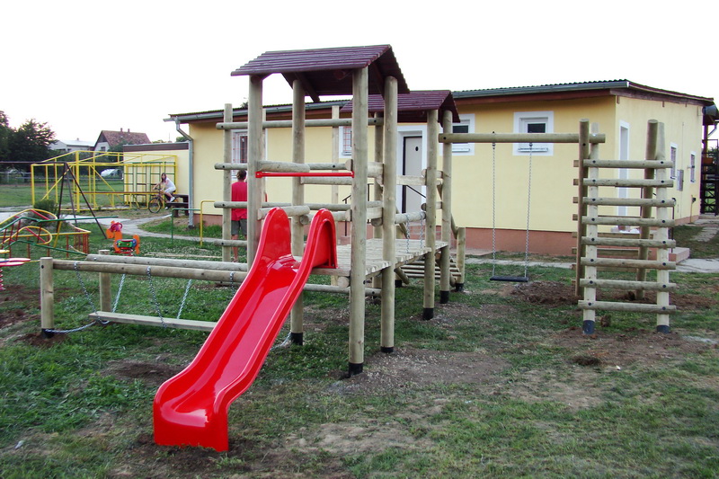 detske ihrisko Obec Klátova Nová Ves, 2008