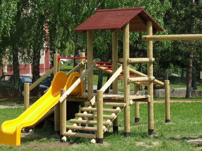 detske ihrisko MŠ Banská Bystrica, Družby, 2008