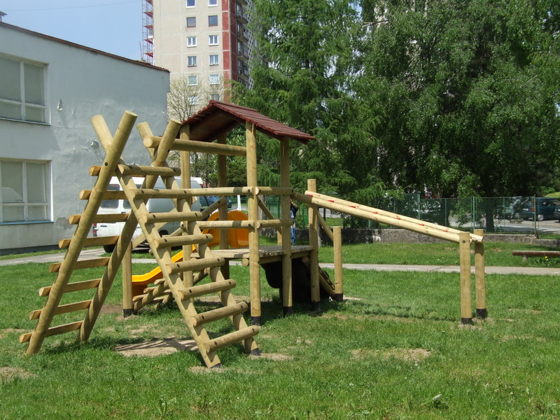 detske ihrisko MŠ Banská Bystrica, Družby, 2008