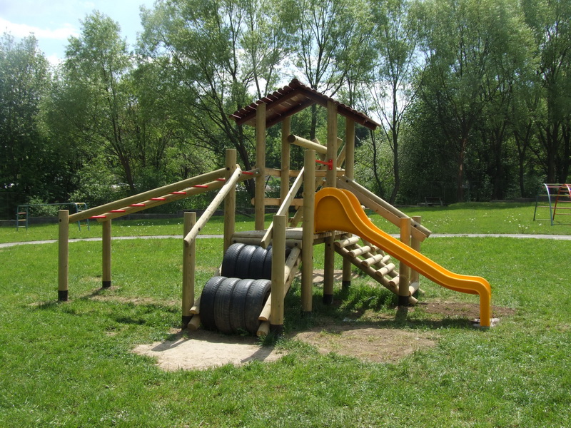 detske ihrisko MŠ Banská Bystrica, Družby, 2008