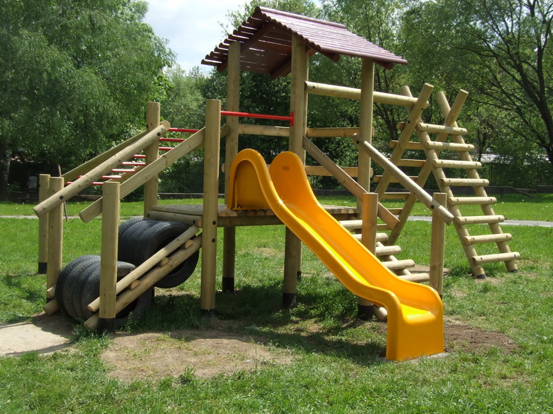 detske ihrisko MŠ Banská Bystrica, Družby, 2008