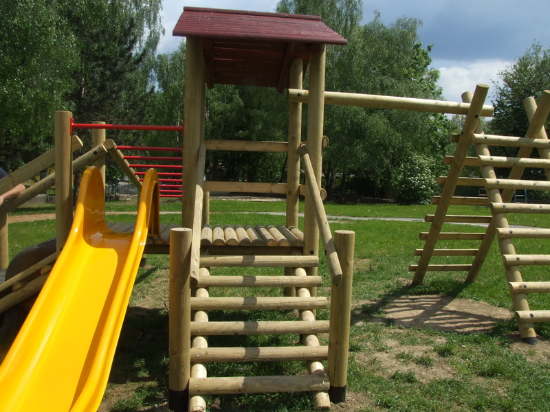 detske ihrisko MŠ Banská Bystrica, Družby, 2008