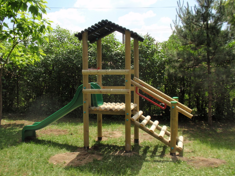 detske ihrisko MŠ Kamenín, 2011