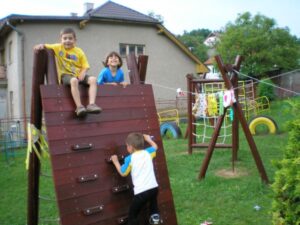 Detské ihrisko MŠ Langsfeldová, Kremnica, 2007