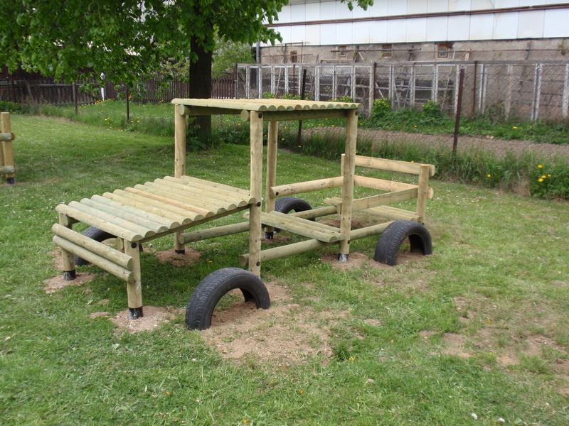 detske ihrisko MŠ Nižný Tvarožec, 2009