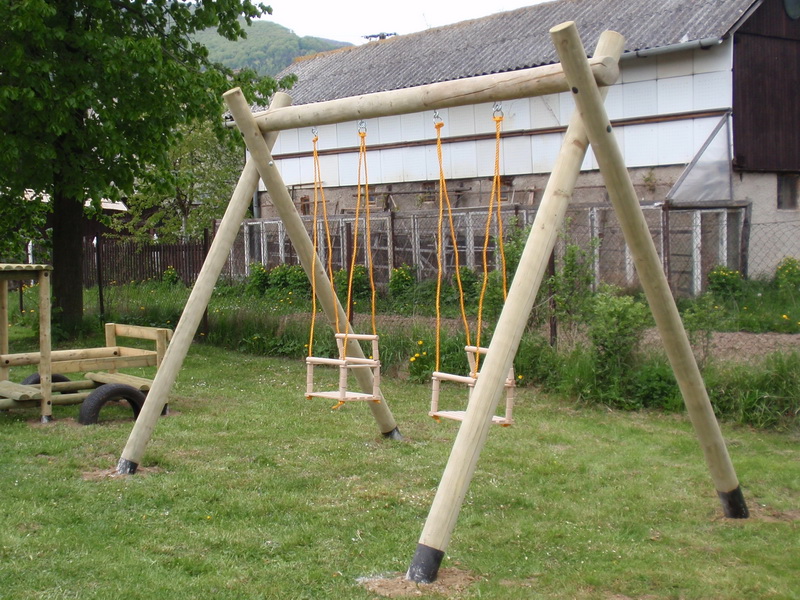 detske ihrisko MŠ Nižný Tvarožec, 2009