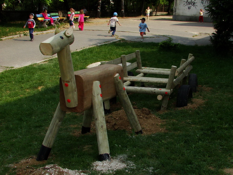 detske ihrisko MŠ Nitra, Zvolenská, 2008