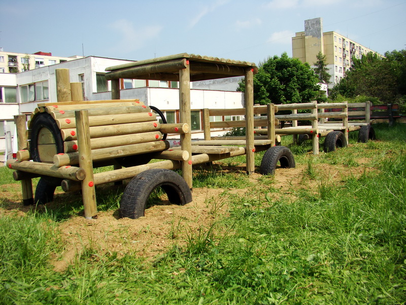 detske ihrisko MŠ Nitra, Zvolenská, 2008