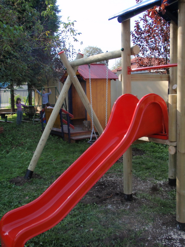 detske ihrisko MC Medulienka, Levice, 2010