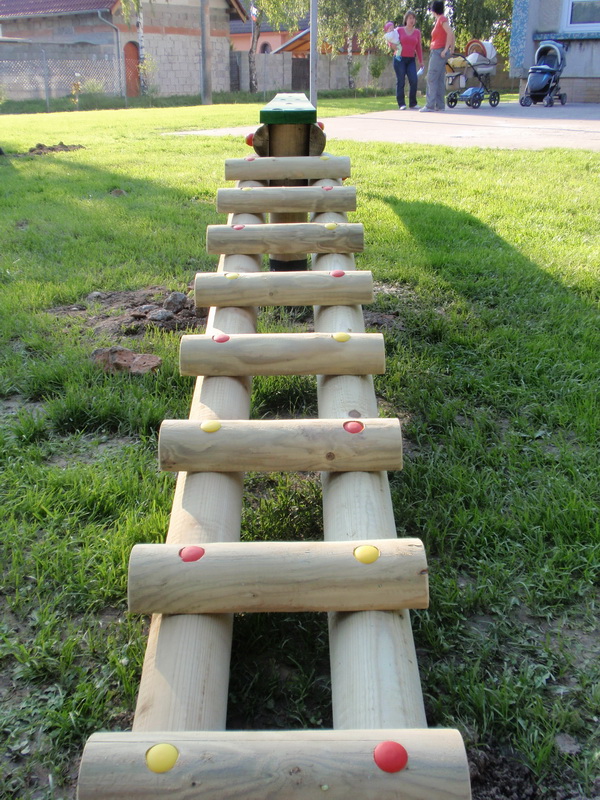 detske ihrisko ZŠ Čataj, 2010