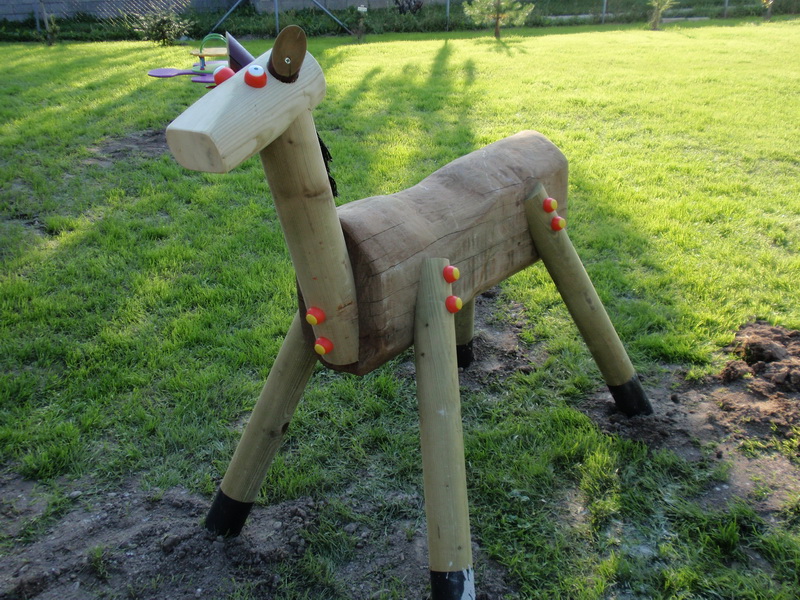 detske ihrisko ZŠ Čataj, 2010