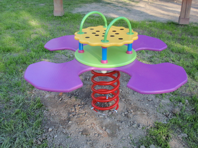 detske ihrisko ZŠ Čataj, 2010