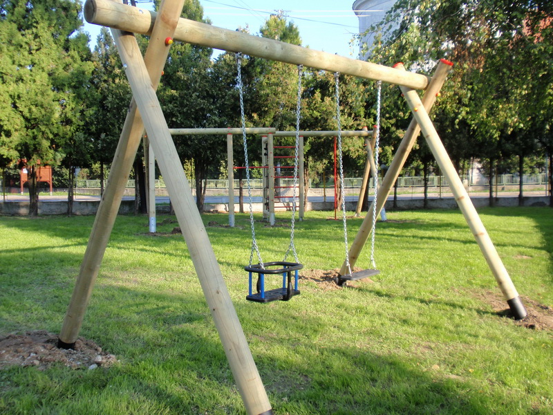 detske ihrisko ZŠ Čataj, 2010