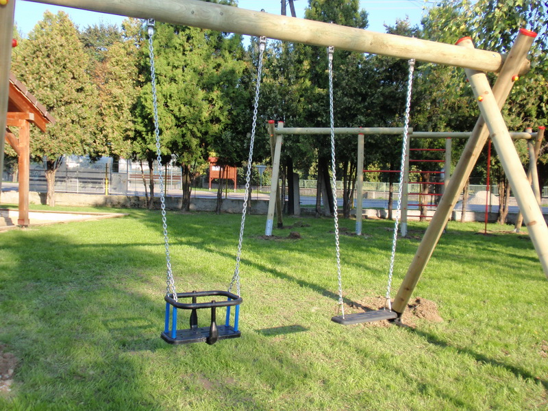 detske ihrisko ZŠ Čataj, 2010