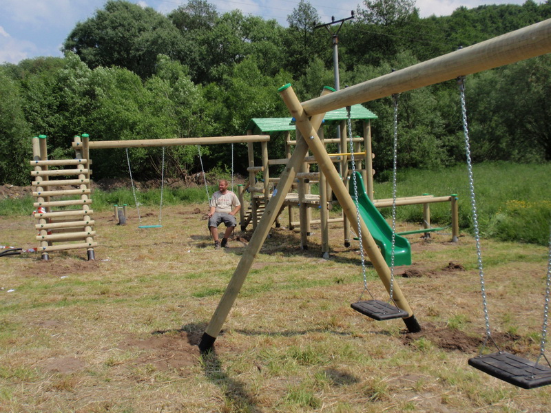 detske ihrisko Obec Litava II, 2011