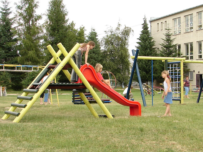 detske ihrisko MŠ Opatovce nad Nitrou, 2007