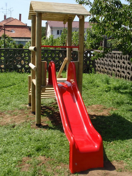 detske ihrisko MŠ Viničné, 2009