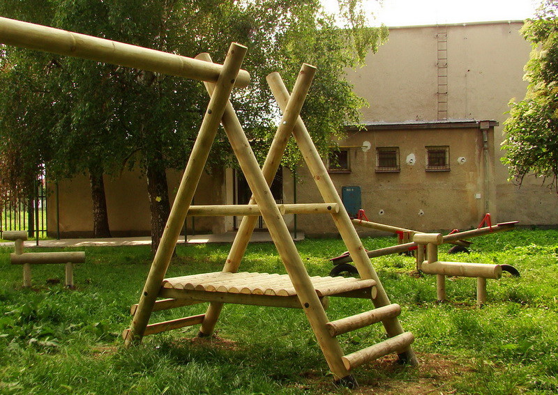 detske ihrisko ZŠ Košice, Rehoľná, 2008