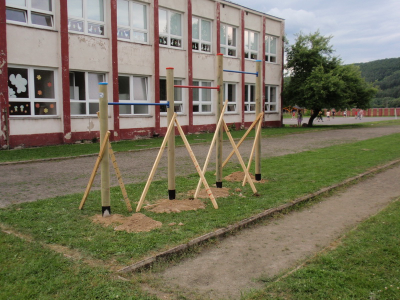 detske ihrisko ZŠ Kriváň, 2011