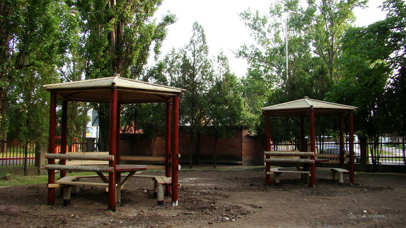 detske ihrisko ZŠ Nové Zámky, Czuczora, 2008