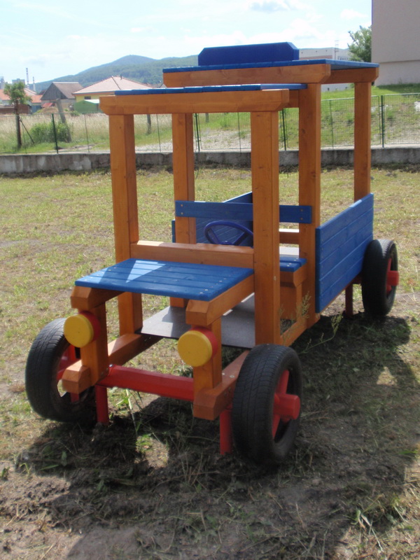 detske ihrisko MŠ Rohožník, 2011