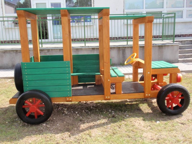 detske ihrisko MŠ Rohožník, 2011