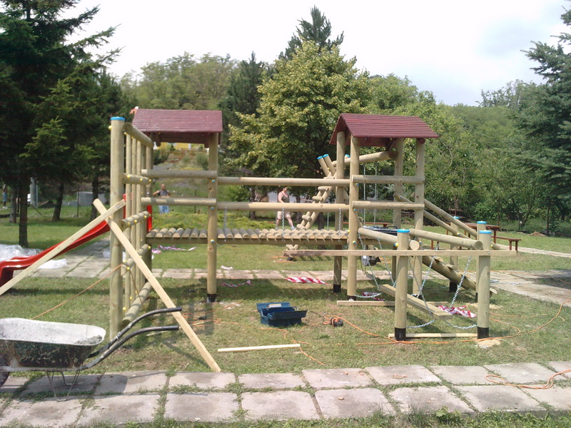 detske ihrisko Obec Bzovík, 2010