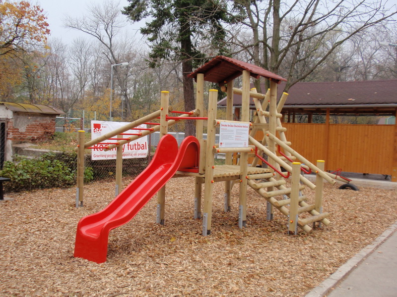detske ihrisko Obec Chocholná-Velčice, 2010