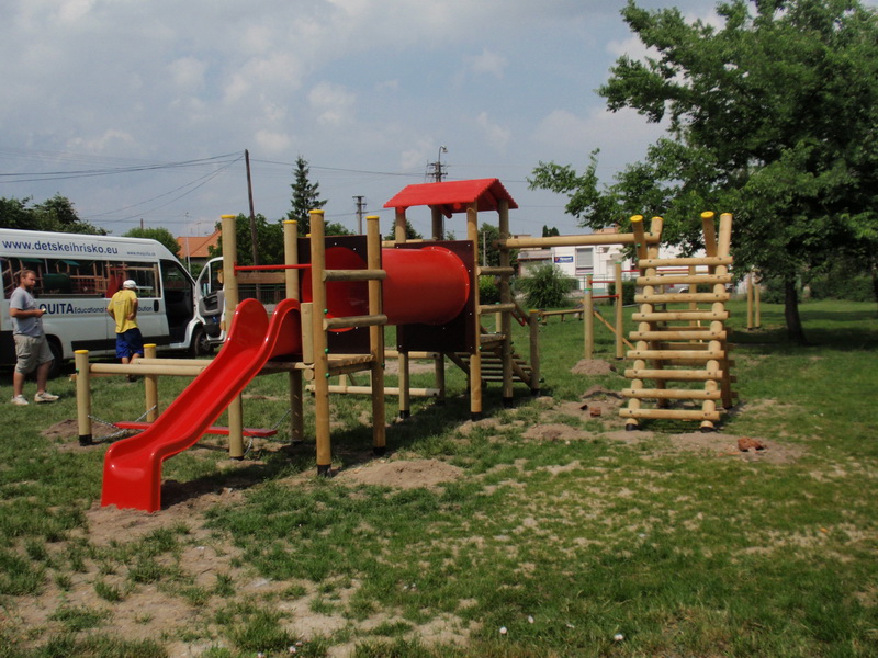 detske ihrisko ZŠ Zohor, 2011