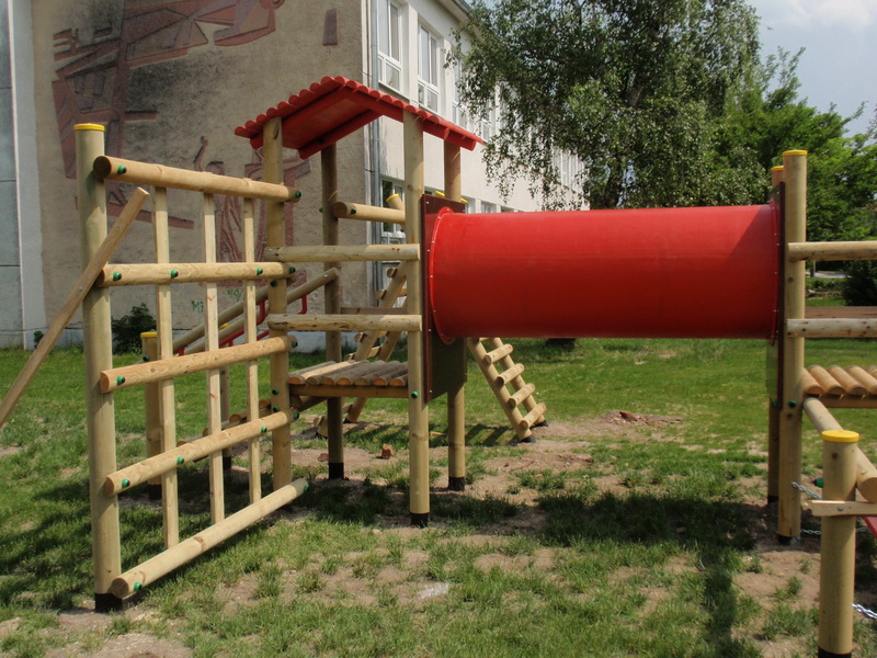 detske ihrisko ZŠ Zohor, 2011