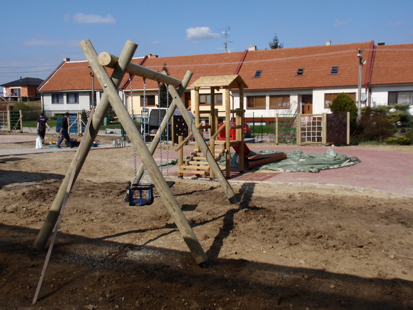 detske ihrisko Obec Ružindol, 2010