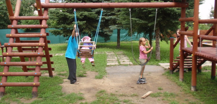 detske ihrisko Obec Bzovík, 2011