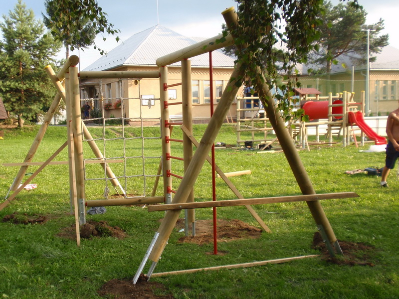 detske ihrisko Obec Dolné Kočkovce, 2010