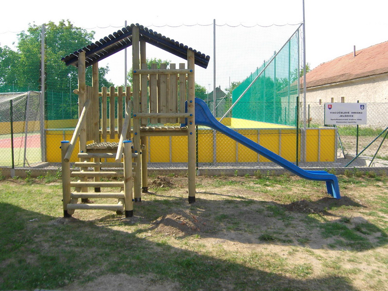 detske ihrisko Obec Jelšovce, 2010