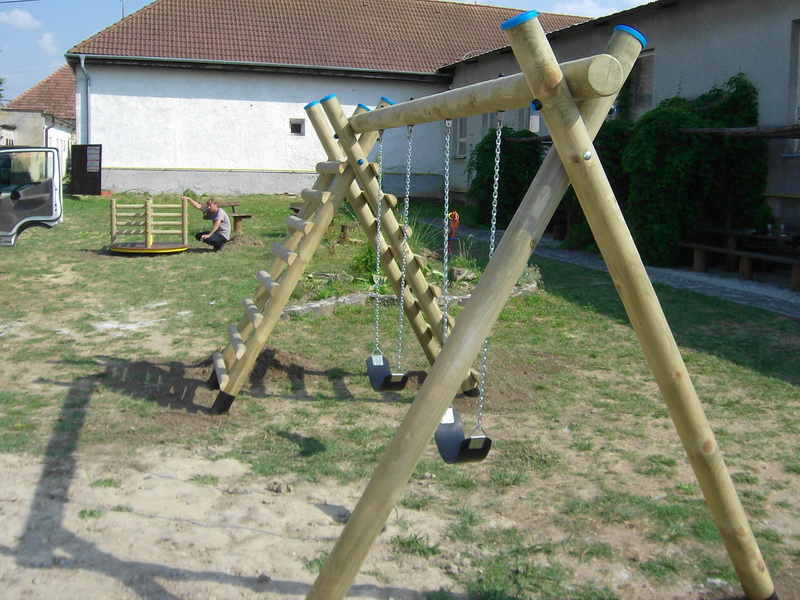 detske ihrisko Obec Jelšovce, 2010