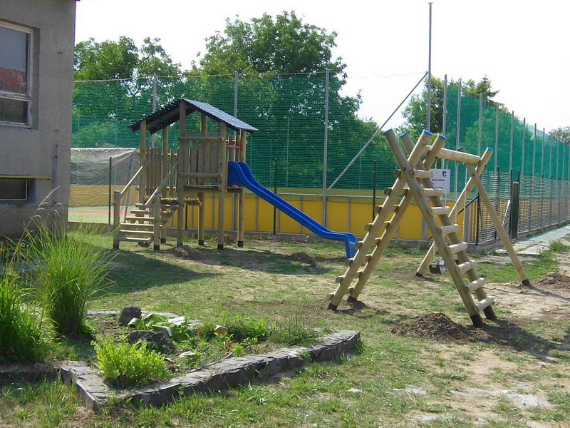 detske ihrisko Obec Jelšovce, 2010