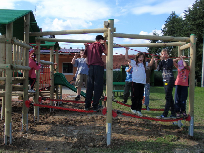 detske ihrisko Obec Kocurany, 2010