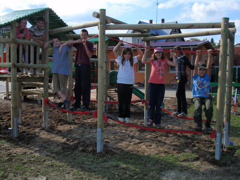 detske ihrisko Obec Kocurany, 2010