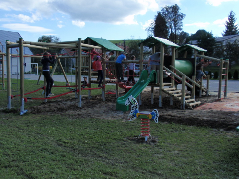 detske ihrisko Obec Kocurany, 2010