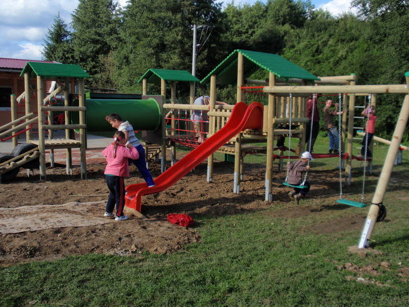 detske ihrisko Obec Kocurany, 2010