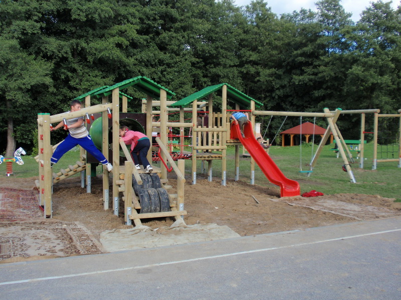 detske ihrisko Obec Kocurany, 2010