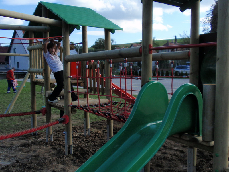 detske ihrisko Obec Kocurany, 2010