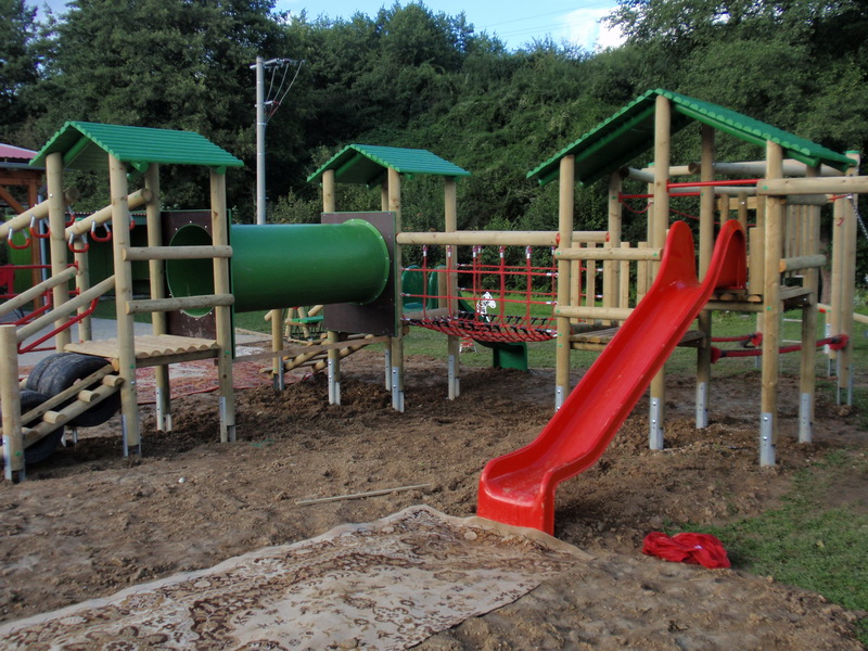 detske ihrisko Obec Kocurany, 2010